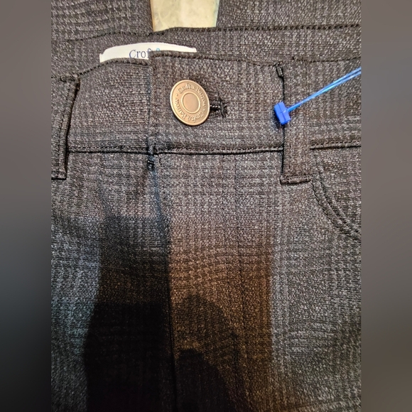 Croft & Barrow Women’s Gray Plaid Straight Leg Dress Pants Size 6 Regular 28” In - Picture 2 of 9